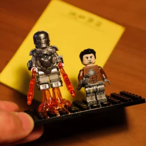 Mark I Armor & Tony Stark Hero Minifigure Set with Display Case, Third-Party Building Block Collectible